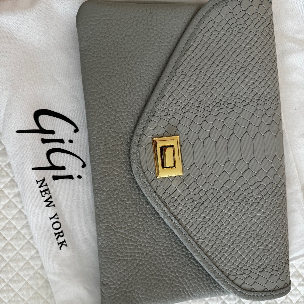Gigi New York clutch